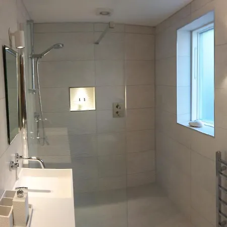 Under The Waves Apartment Filey